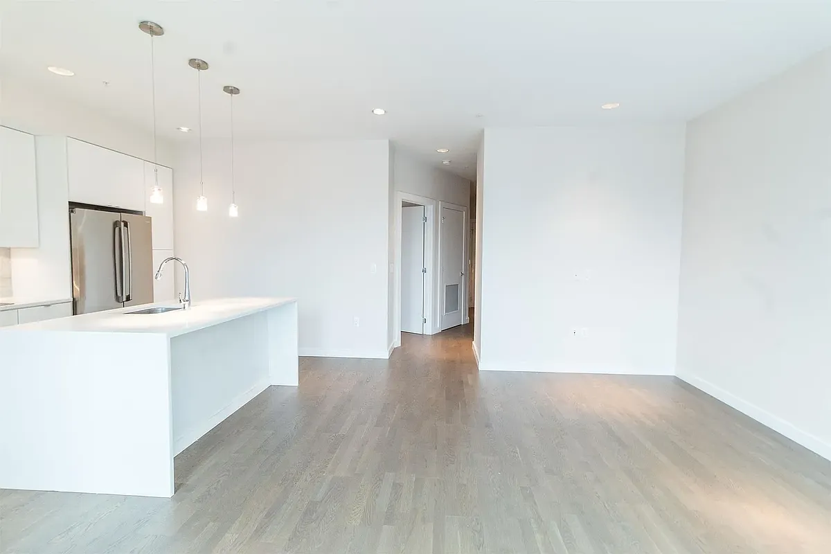 Building Photo - 1405 W St NW #401
