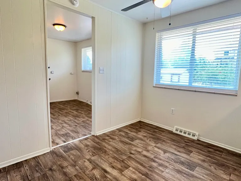 3895 Parfet St — Photo 10