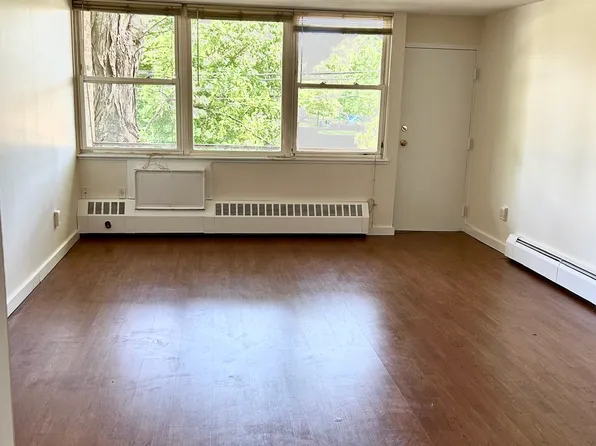 25 Ellsworth St #17, Bridgeport, CT 06605