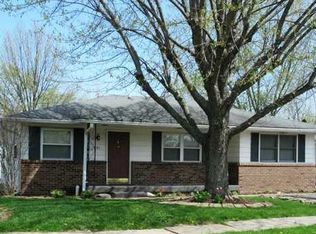 901 Alden Dr, Fortville, IN 46040