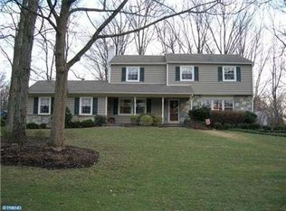 15 Westaway Ln, Warrington, PA 18976