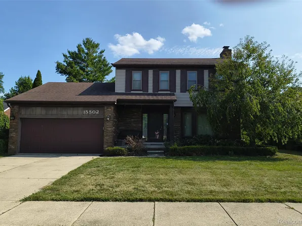 15502 Masonic Blvd, Fraser, MI 48026