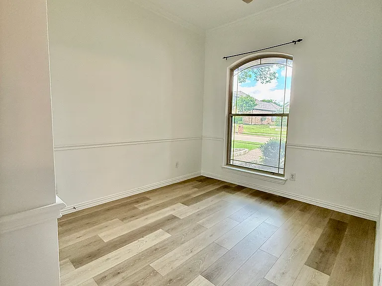 Guest Room1