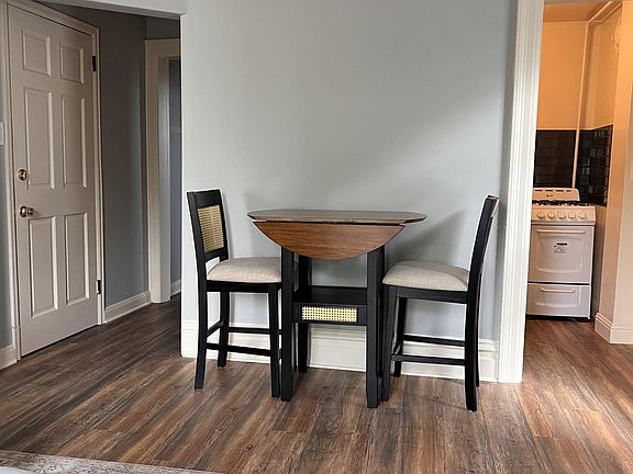 3rd image of 1646 N High St #6