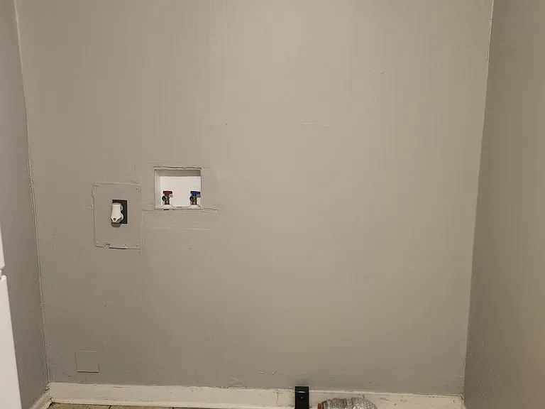 Laundry Room/Connection
