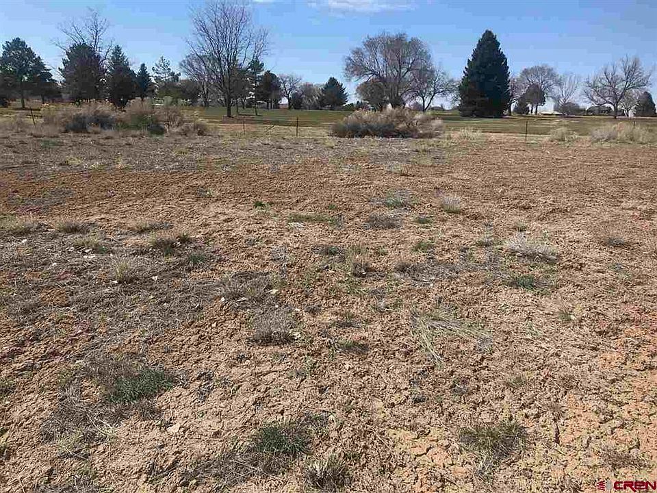 2nd image of 2503 GOLF COURSE LANE