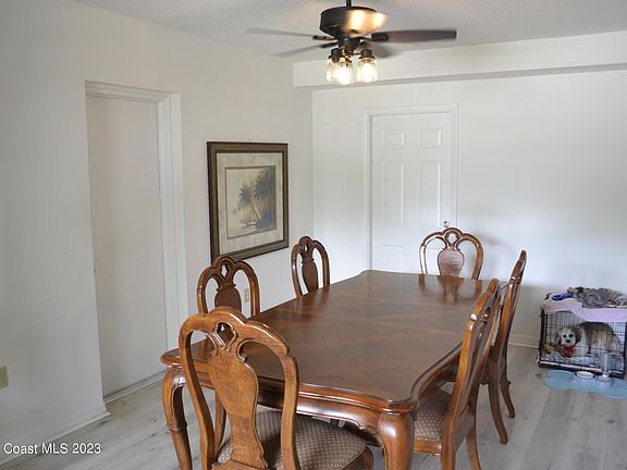 5th image of 906 Hunter Park Pl