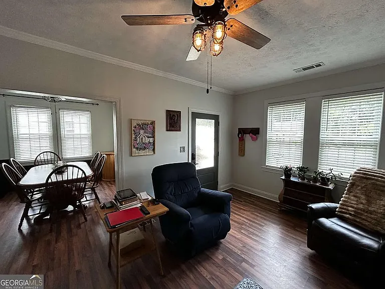 259 N Oliver St #A — Photo 12