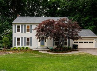 11644 Deer Forest Rd, Reston, VA 20194