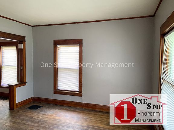 2nd image of 320 Oakley Ave