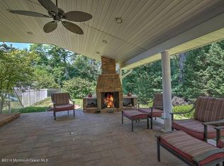 10 Brandywine Ct, Manalapan, NJ 07726