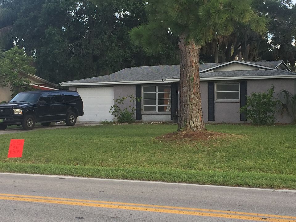 2nd image of 5620 Bay Blvd