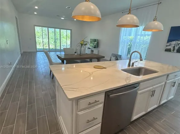 4710 SW Ardsley Dr, Stuart, FL 34997