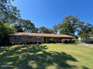 204 Arrowhead Trl, Warner Robins, GA 31088