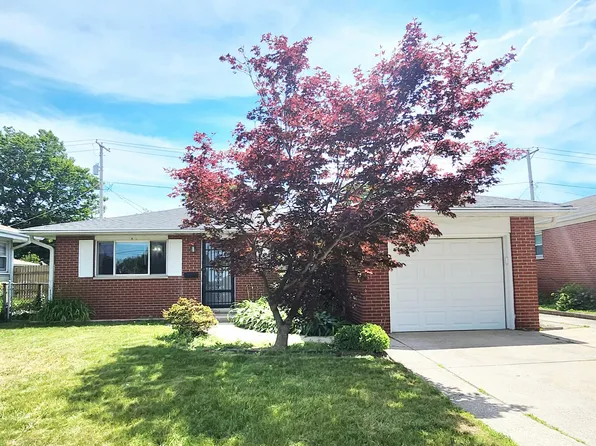 9409 5th St, Highland, IN 46322