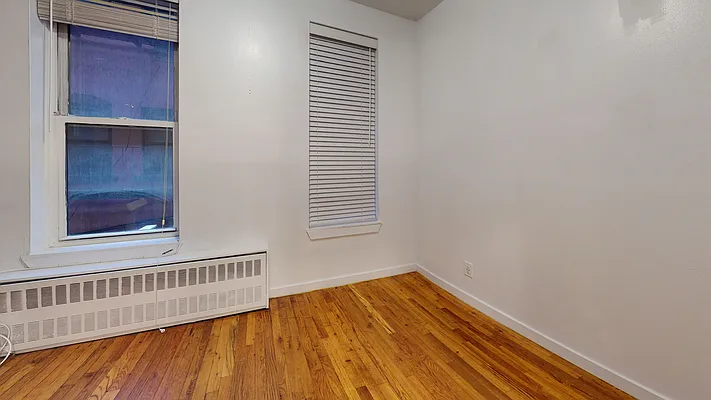 Rented by Bond New York | media 16