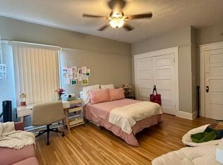 *Washington, San Diego, CA 92103