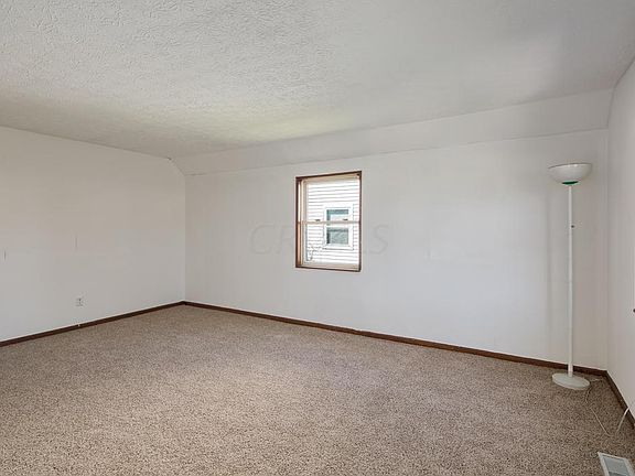 2nd image of 795 E North Broadway St