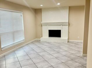 6803 La Violetta Dr, Houston, TX 77083