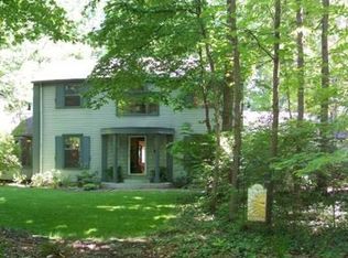 2230 Stonington Rd, Fort Wayne, IN 46845