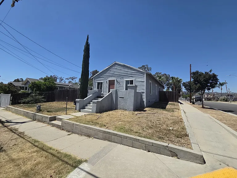 501 W 4th Ave — Photo 12