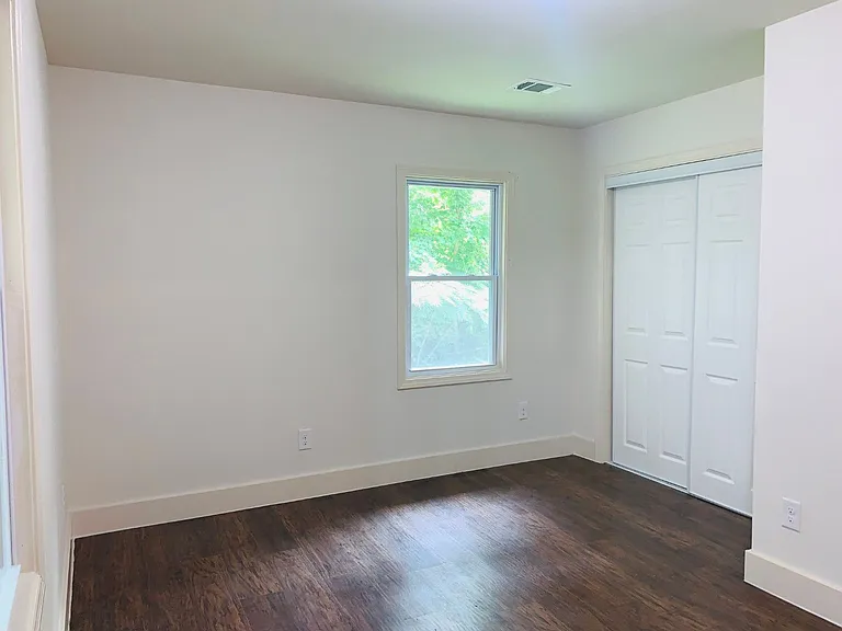 364 Brooks Ave SW — Photo 22