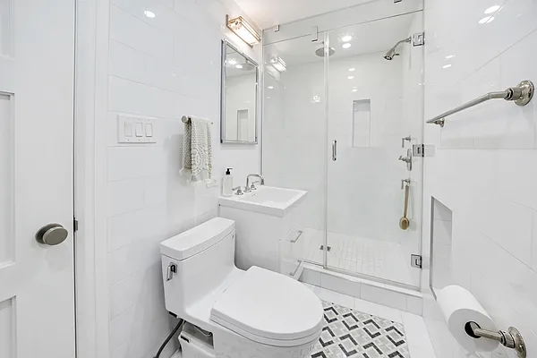 Sold by Corcoran | media 6