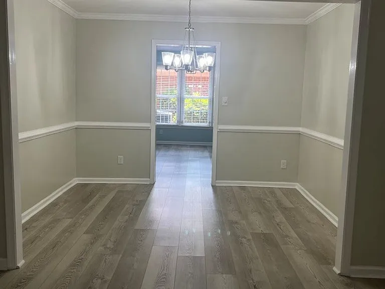 1002 Colonial Meadows Way — Photo 5