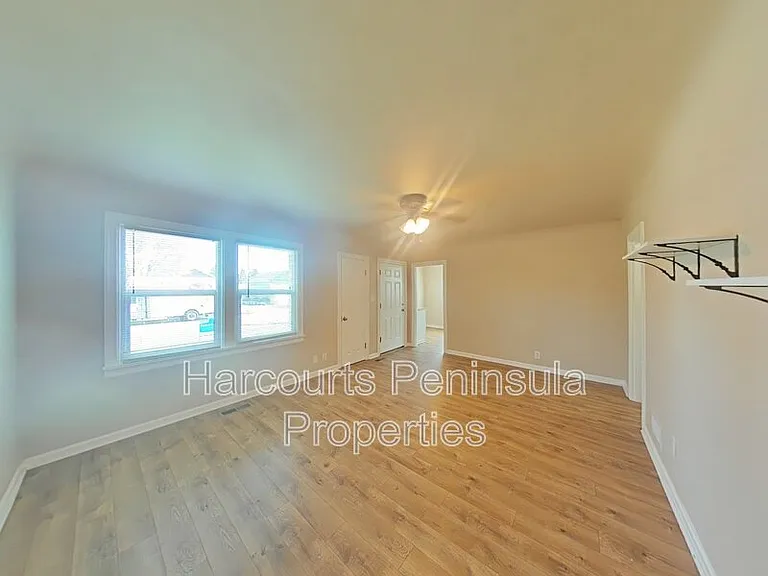1011 Rainier Ave — Photo 29