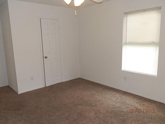 Bed room
