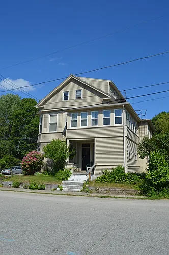 136 Blade St #1 Photo 1