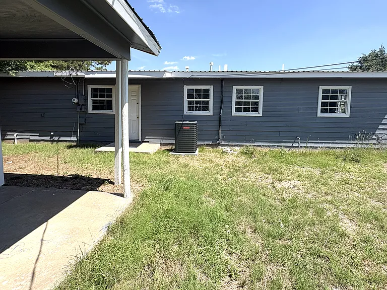 1117 Seneca Ln — Photo 13