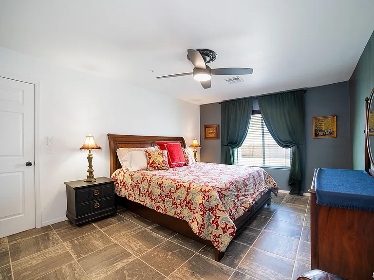 3839 S Desert Sky Dr — Photo 6