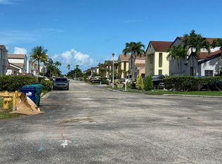 11868 SW 273rd St, Homestead, FL 33032