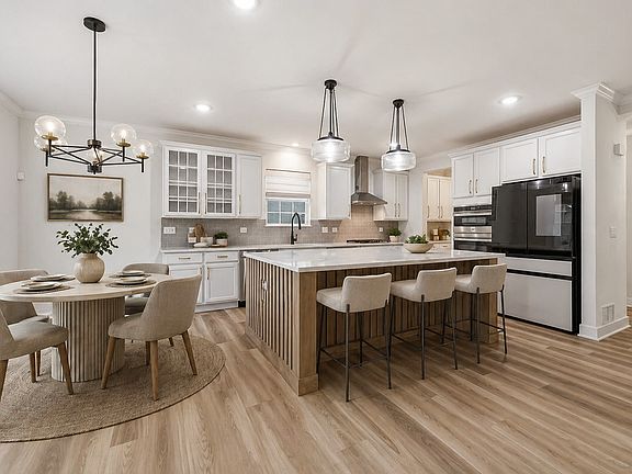 3rd image of 12513 S Willowgate Ln