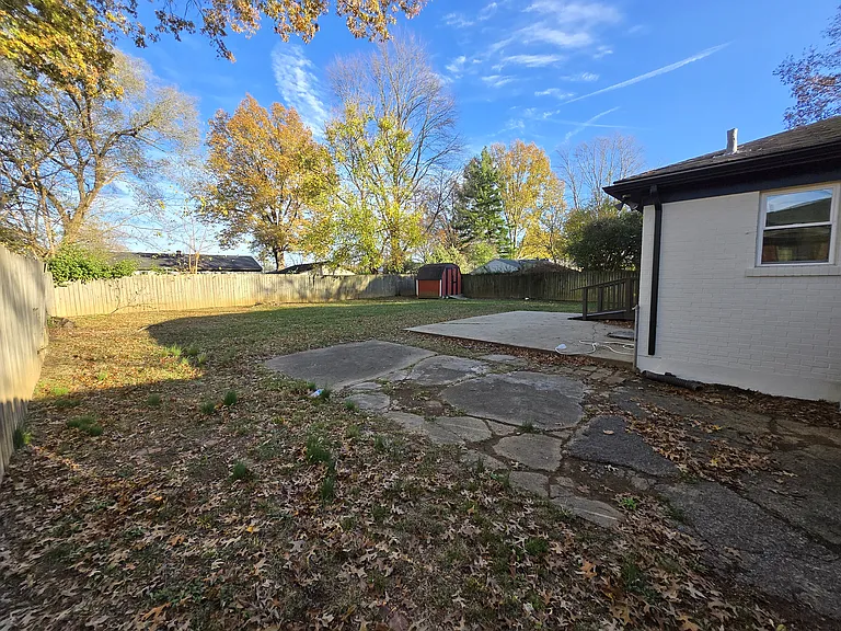 1827 Milburt Dr — Photo 12