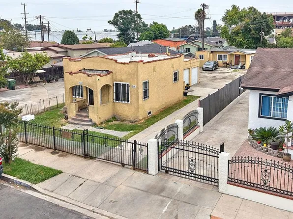 718 E 110th St, Los Angeles, CA 90059