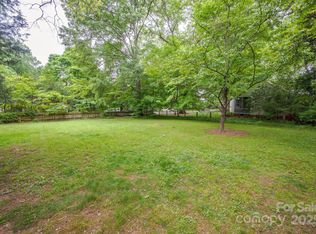 549 Lorimer Rd, Davidson, NC 28036