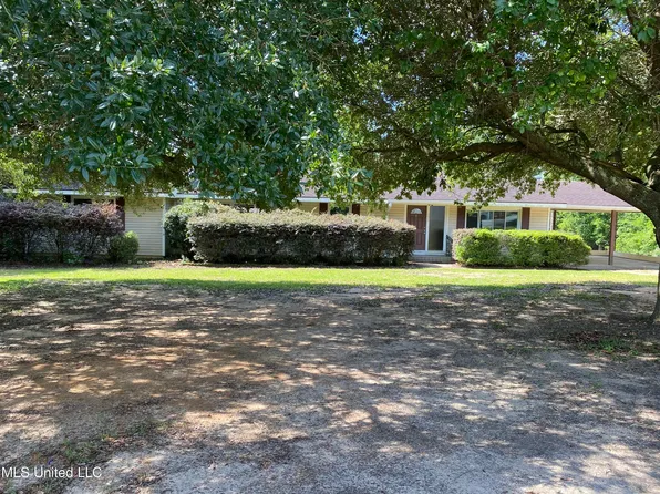 232 Highway 26 E, Poplarville, MS 39470