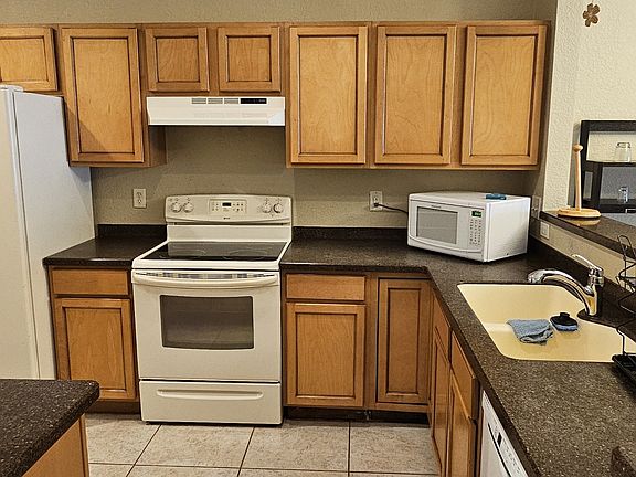 2nd image of 2935 NE 7th St Unit 113-1-1