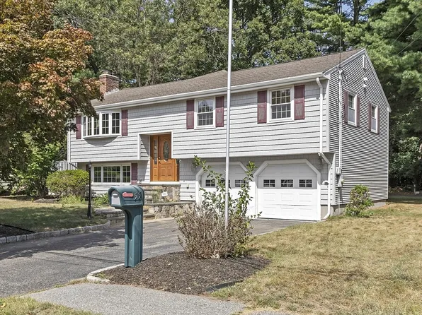 55 Fisher St, Natick, MA 01760