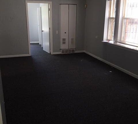 4th image of 5001 S Drexel Blvd