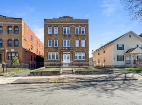 142 Clark St