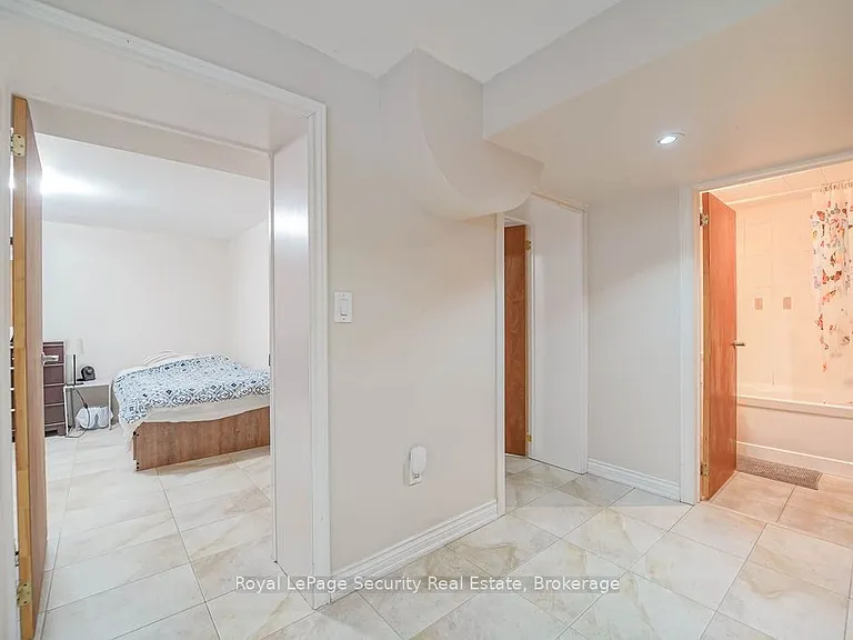 1 Norcross Rd #LOWER — Photo 8