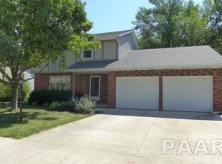 6728 N Parkwood Dr, Peoria, IL