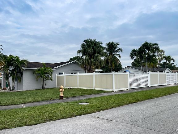 2nd image of 4421 SW 135th Ave