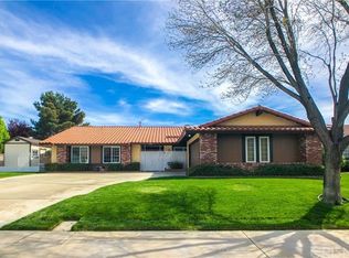 2818 Gus Ct, Lancaster, CA 93536