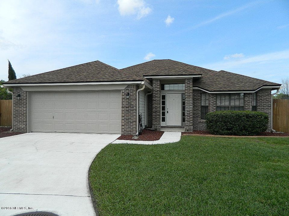 1st image of 301 Wildberry Ct