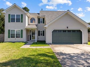 308 Ash Wood Dr, Suffolk, VA 23434