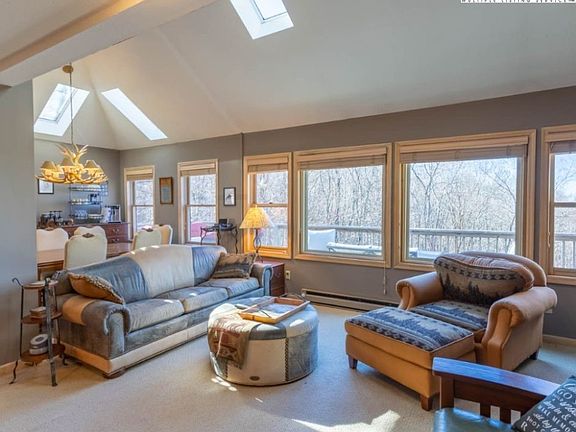 4th image of 1534 Beech Mountain Parkway